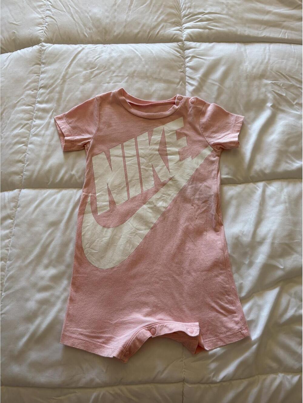 Nike 1-piece shorts